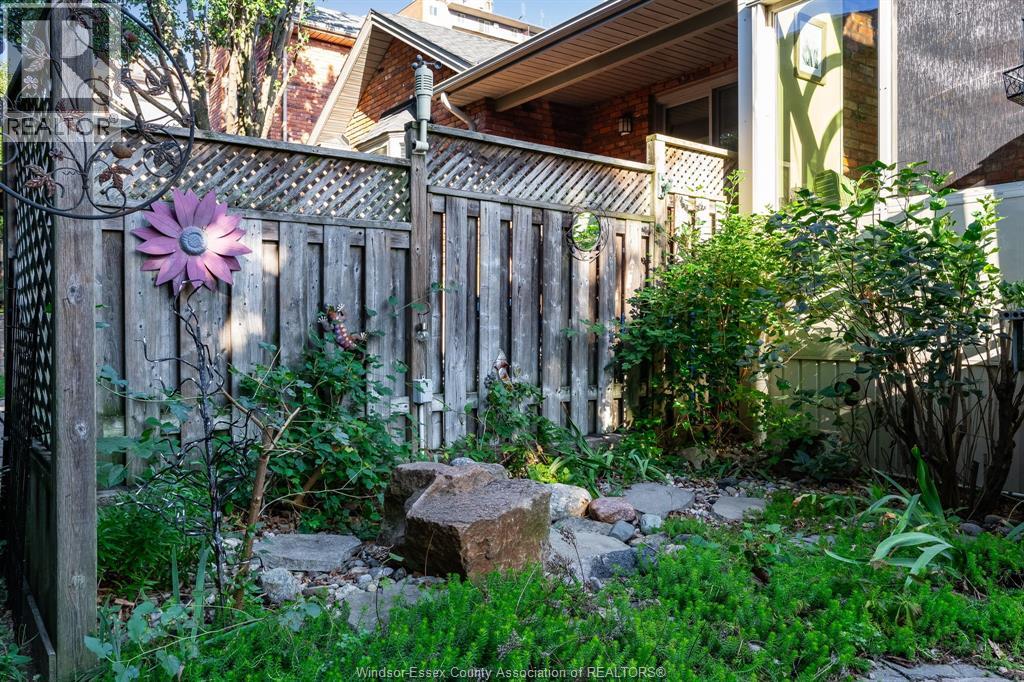 10 Babkirk LANE - Image 45