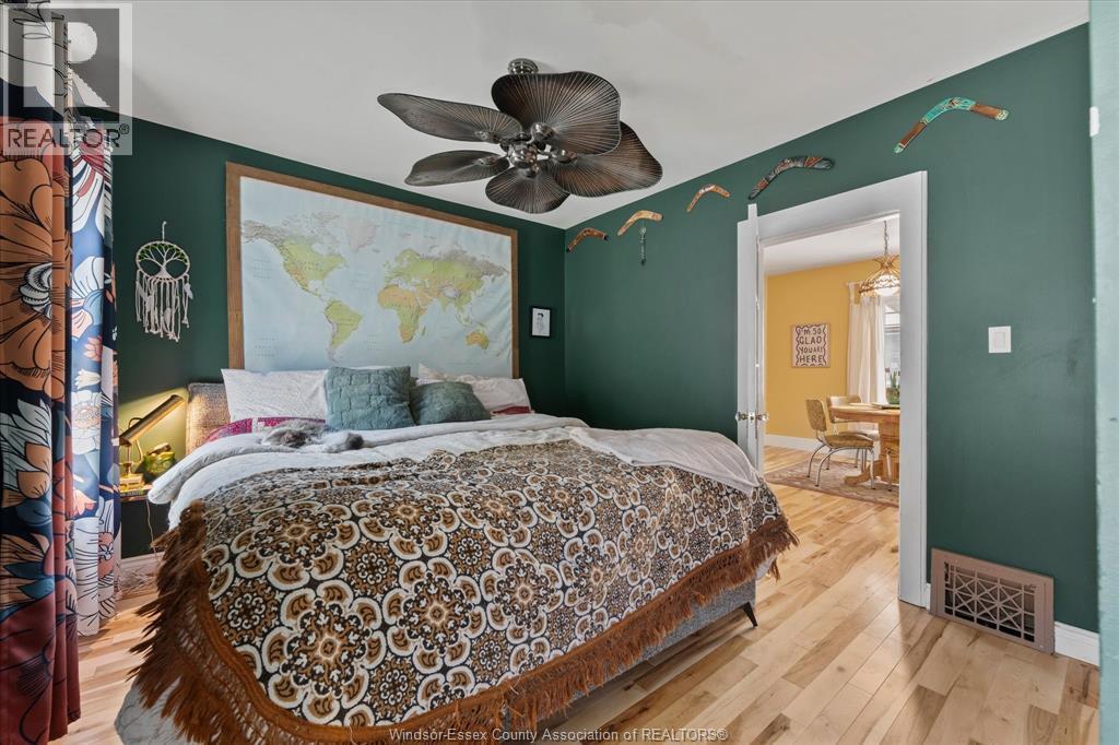 1535 MOY AVENUE - 18