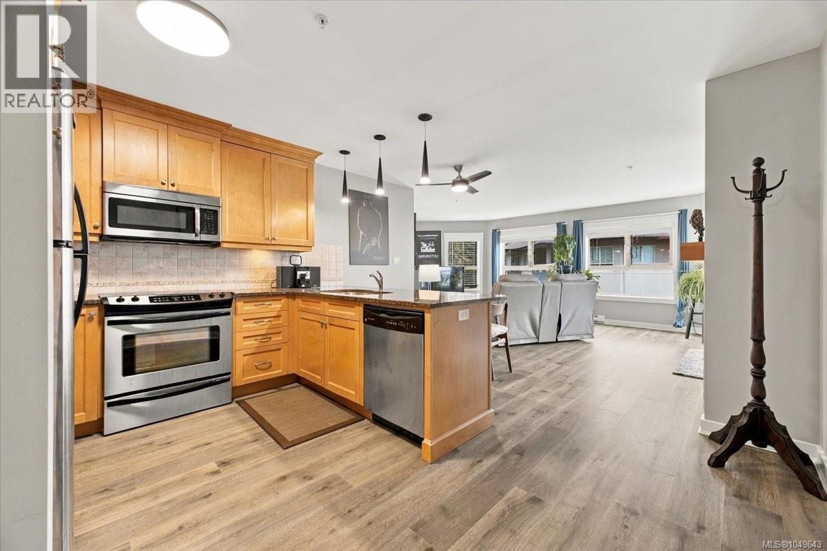 #301 6728 Dickinson Rd - 7