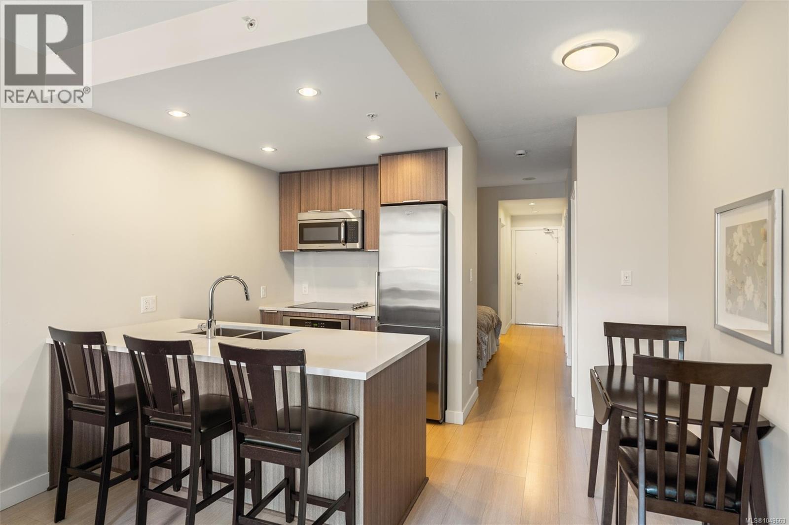 #204 728 Yates St - 14