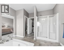 Recreational, Games room - 2632 Ravenslea Gardens Se, Airdrie, AB T4A0T2 Photo 17