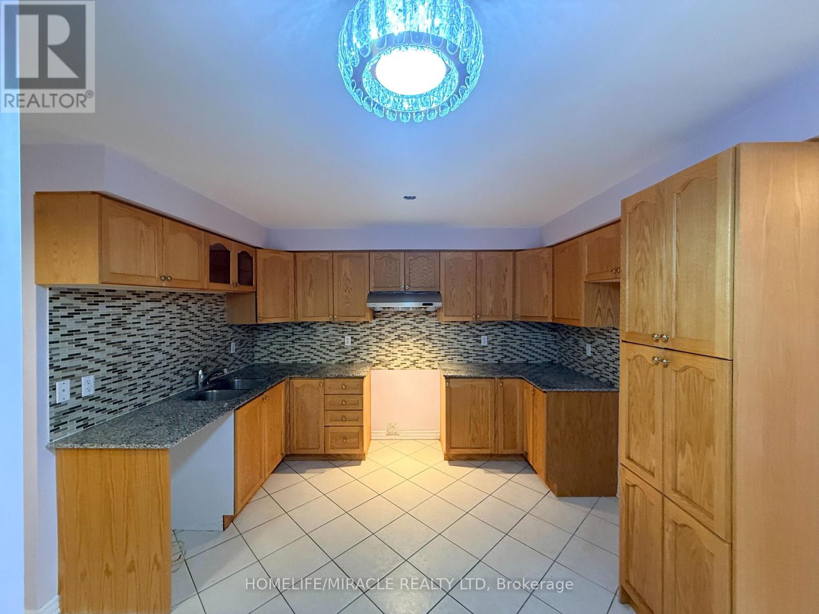 359 CABOTO TRAIL - 15