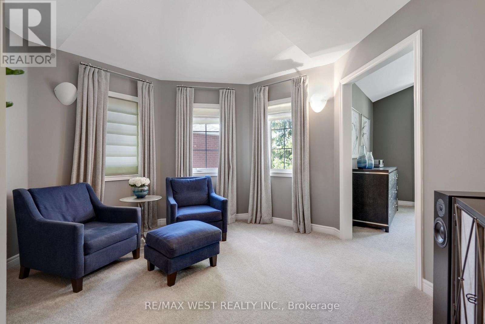 303 TUPPER BOULEVARD - Image 10