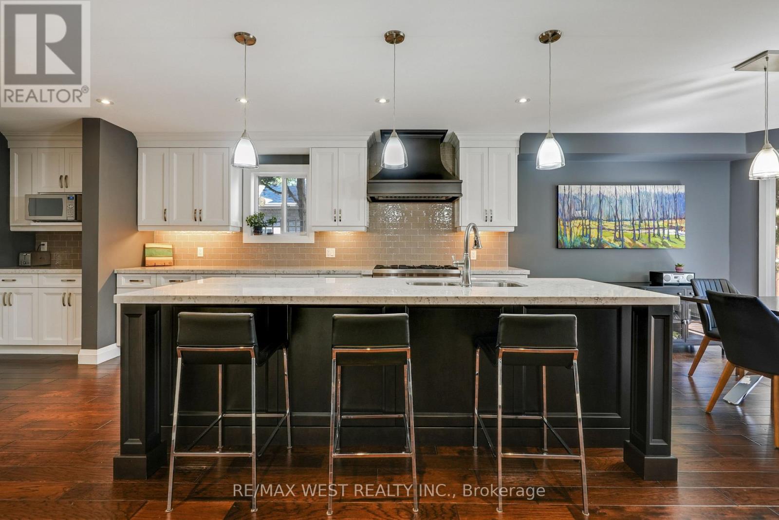 303 TUPPER BOULEVARD, New Tecumseth (Alliston) — photo 3