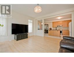 153 Alexander Lawrie Avenue, Markham, ON L6E0J3 Photo 7