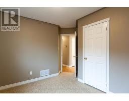 Upper - 238 Wessenger Drive, Barrie, ON L4N8R4 Photo 13