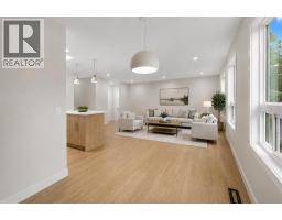 Bedroom - 20 Bernard Way Nw, Calgary, AB T3K2B9 Photo 10