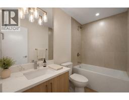 20 Bernard Way Nw, Calgary, AB T3K2B9 Photo 16