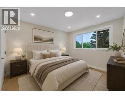 20 Bernard Way Nw, Calgary, AB T3K2B9 Photo 17
