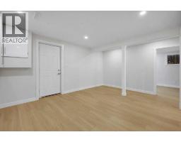 20 Bernard Way Nw, Calgary, AB T3K2B9 Photo 24