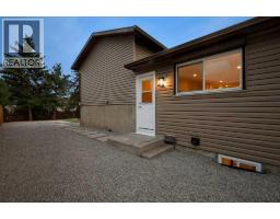 20 Bernard Way Nw, Calgary, AB T3K2B9 Photo 37