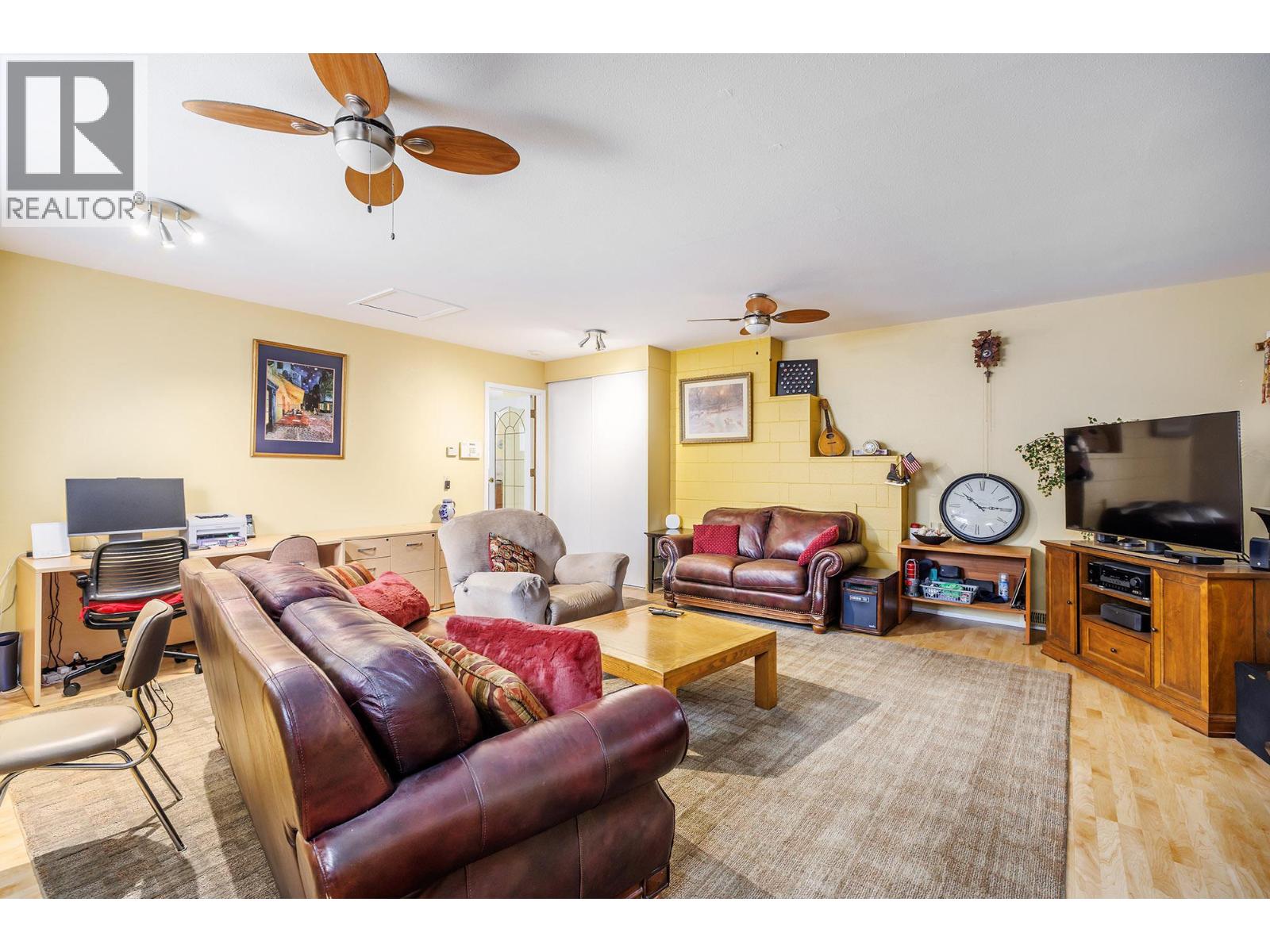 1345 Brentwood Road - 11