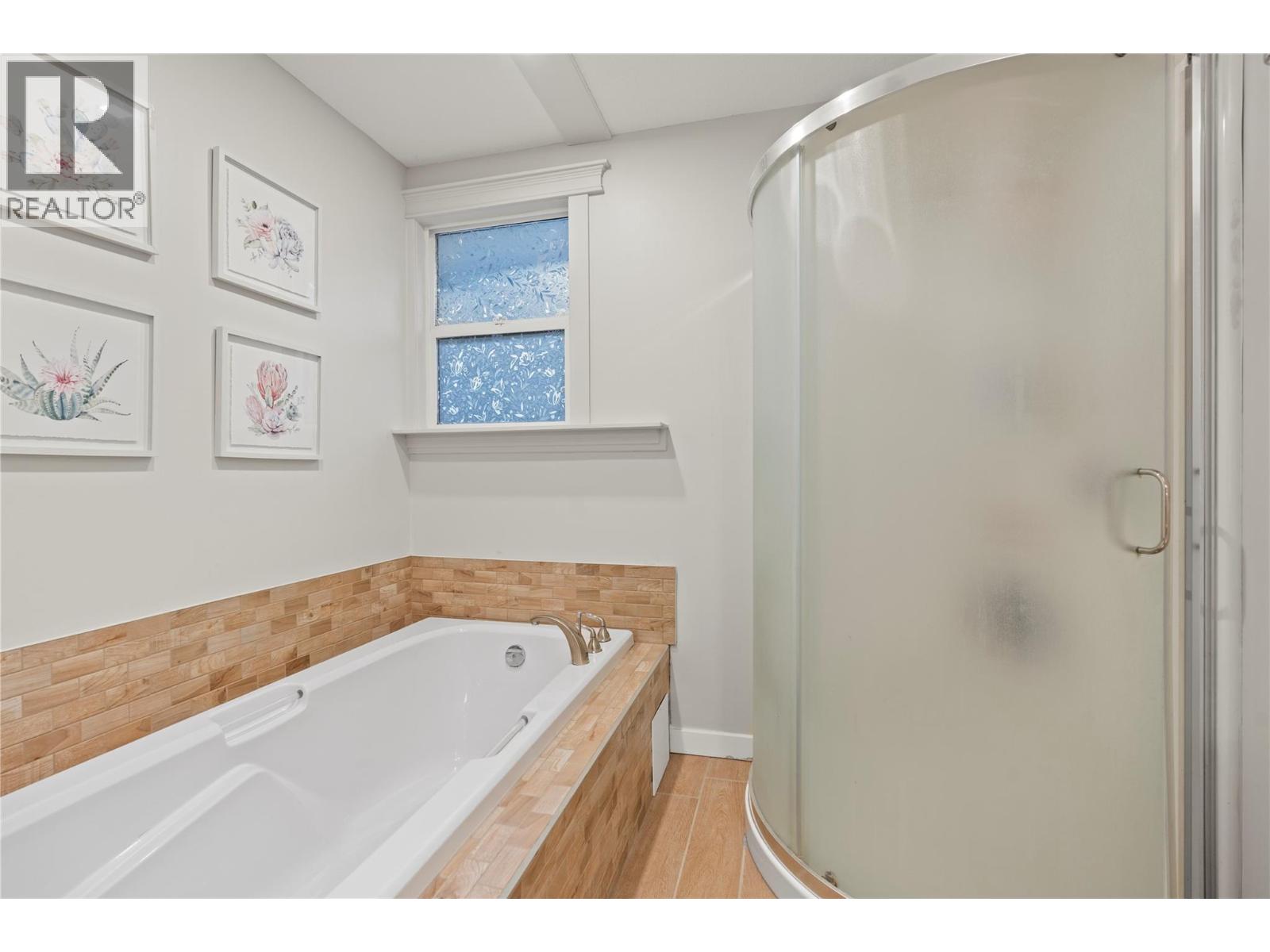 1718 Grandview Avenue - Image 22