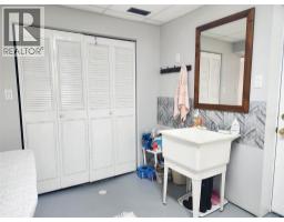 275 10th Avenue, Montrose, BC V0G1P0 Photo 36