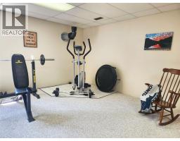 275 10th Avenue, Montrose, BC V0G1P0 Photo 33