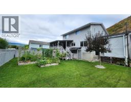 275 10th Avenue, Montrose, BC V0G1P0 Photo 46
