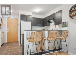 Den - 608 - 185 Legion Road N, Toronto, ON M8Y0A1 Photo 6