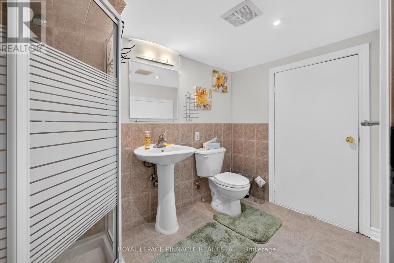#13 2254 ROCKINGHAM DRIVE - 33