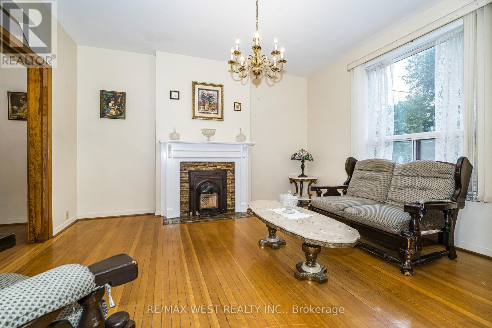 257 DELAWARE AVENUE, Toronto (Dovercourt-Wallace Emerson-Junction) — photo 4