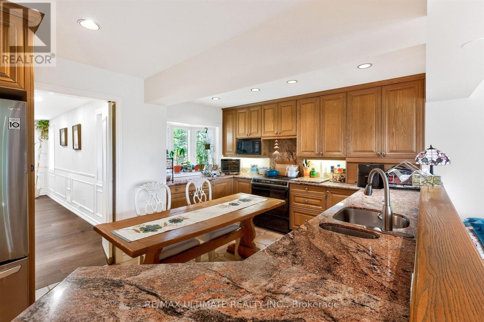 UPPER - 39 RIVERSIDE CRESCENT, Toronto (High Park-Swansea) — photo 9