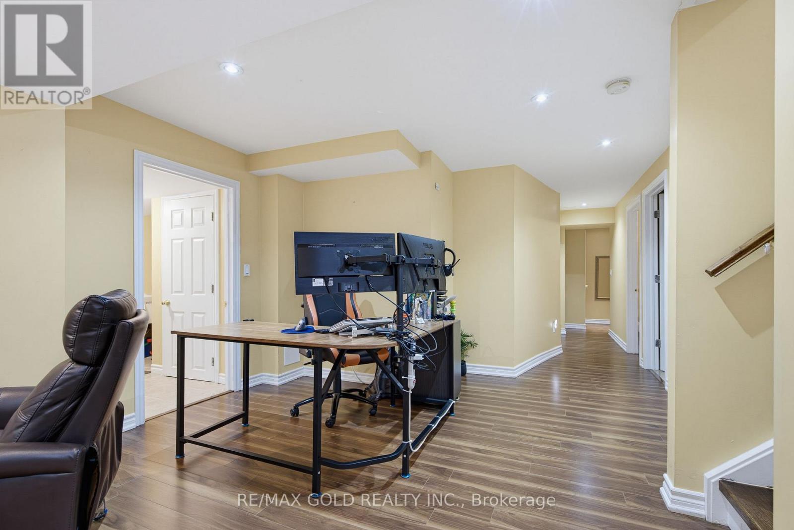 34 LEXINGTON ROAD - Image 26