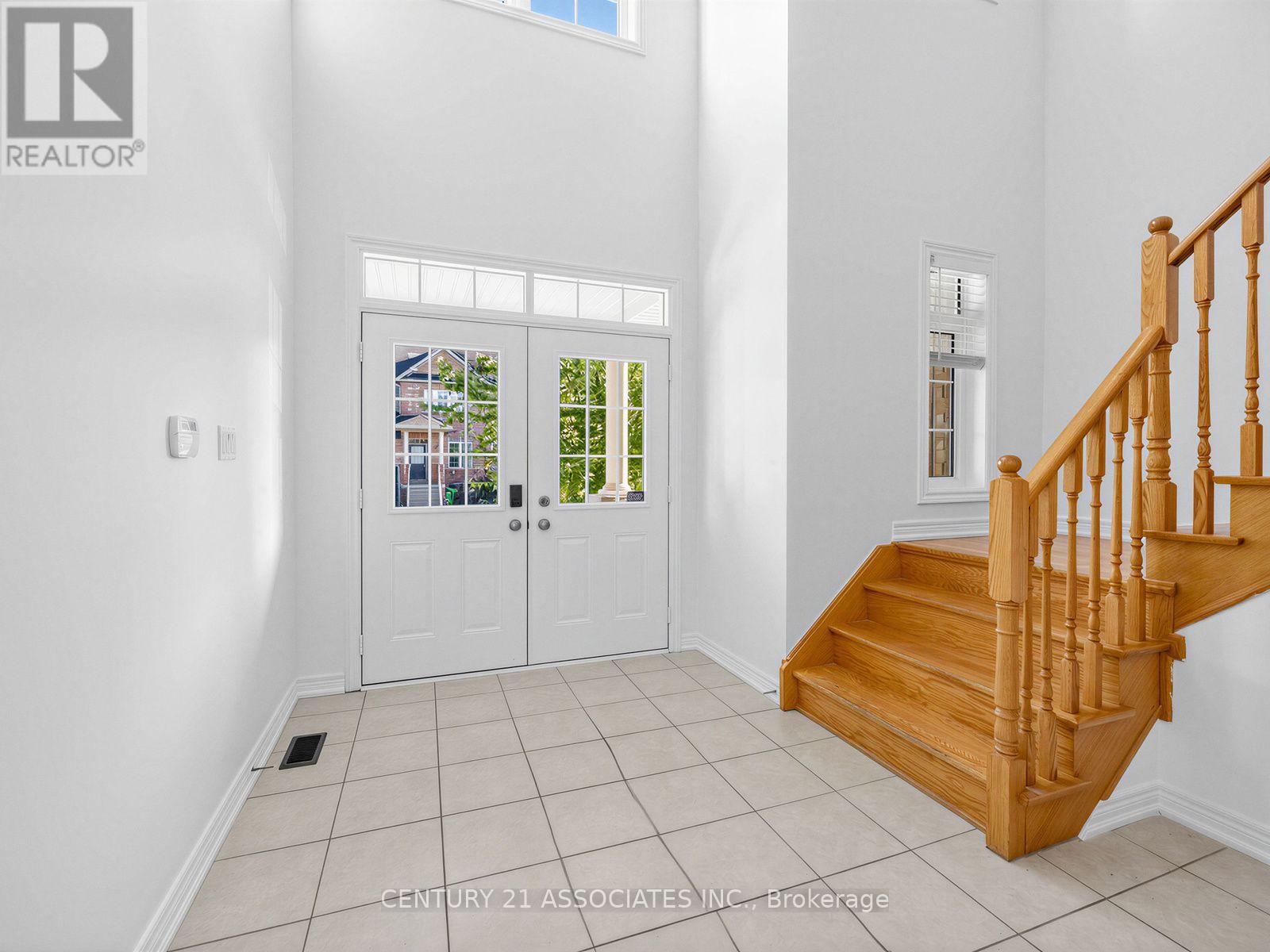 28 YELLOW SORREL ROAD, Brampton (Sandringham-Wellington North) — photo 3