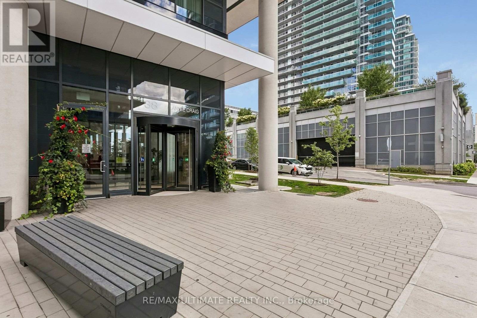 4409 - 38 ANNIE CRAIG DRIVE, Toronto (Mimico) — photo 2