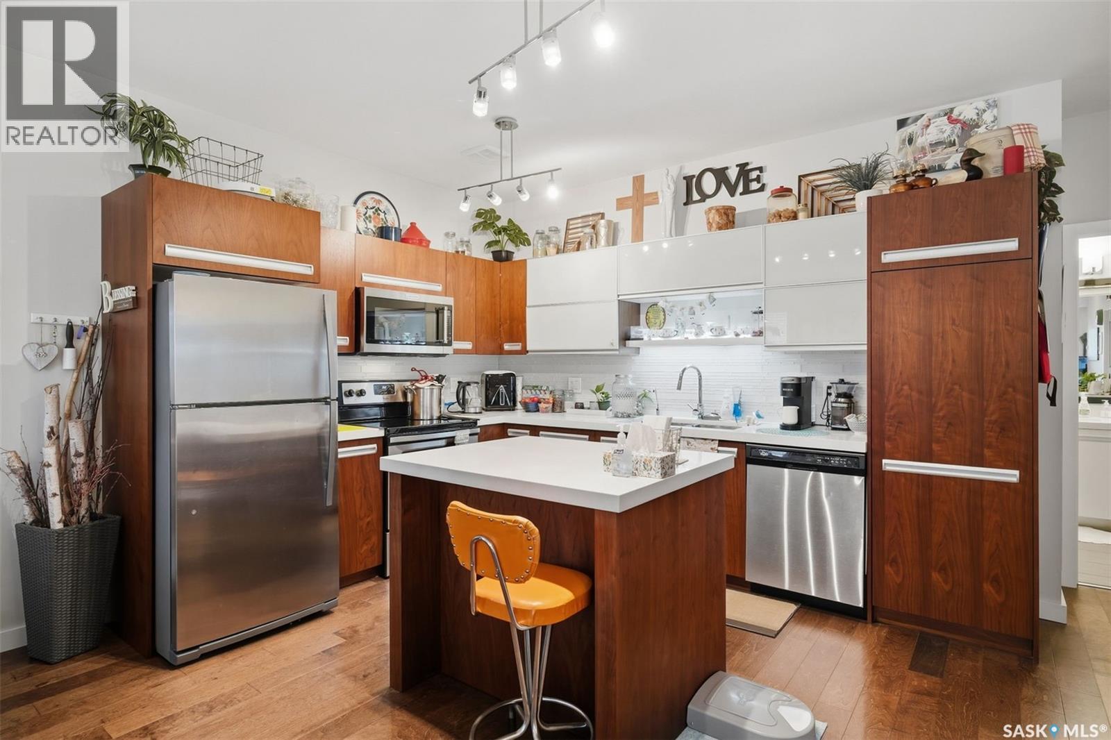 #416 2315 McClocklin ROAD - 10