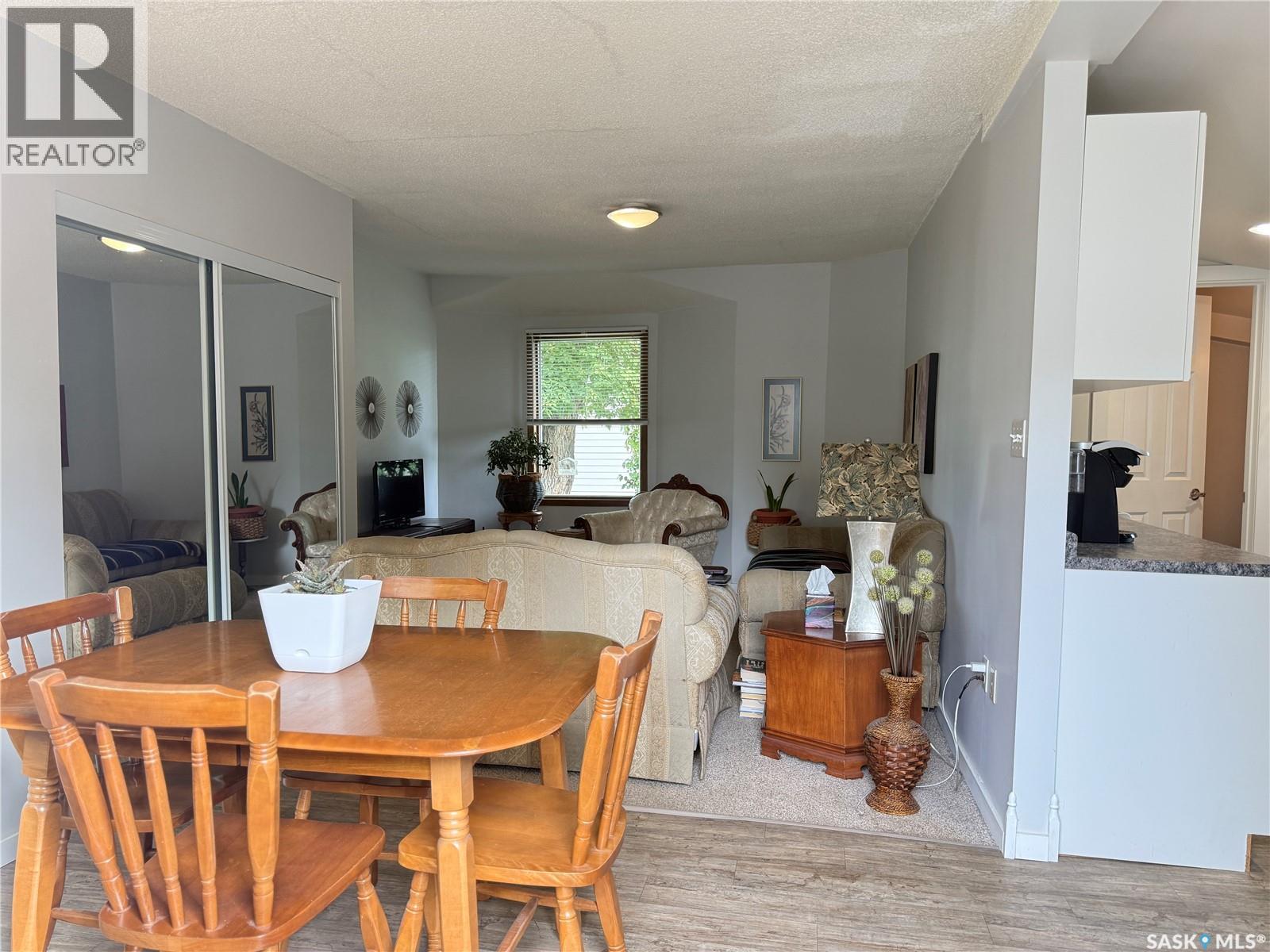 319 6th AVENUE E, Melville — photo 3