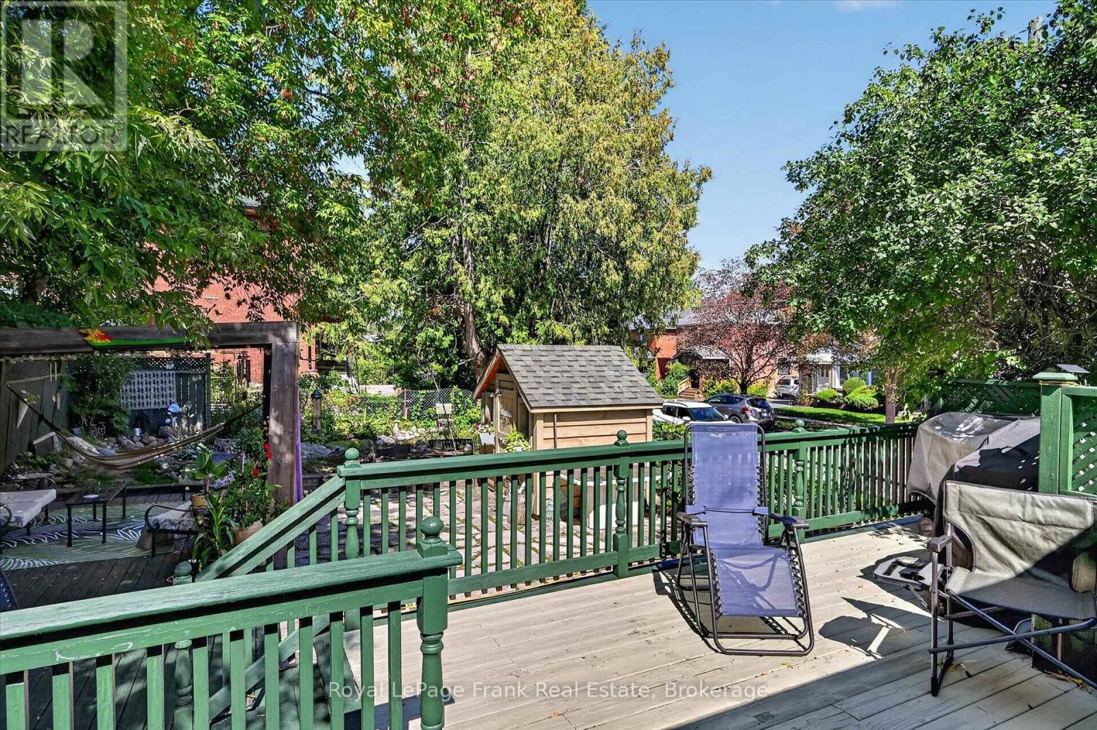 404 LONDON STREET - Image 31