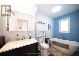 32 Elmwood Avenue, Brantford, ON N3R2J8 Photo 15
