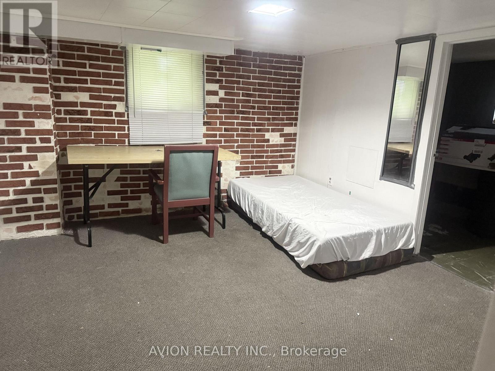 412 PARTINGTON AVENUE - 13