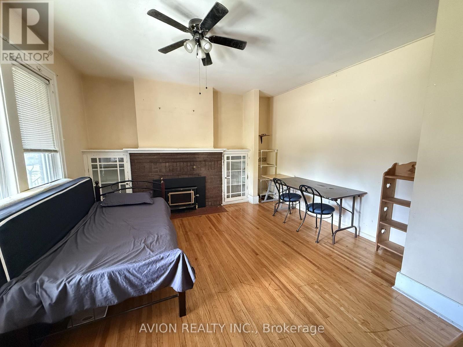 412 PARTINGTON AVENUE, Windsor — photo 3