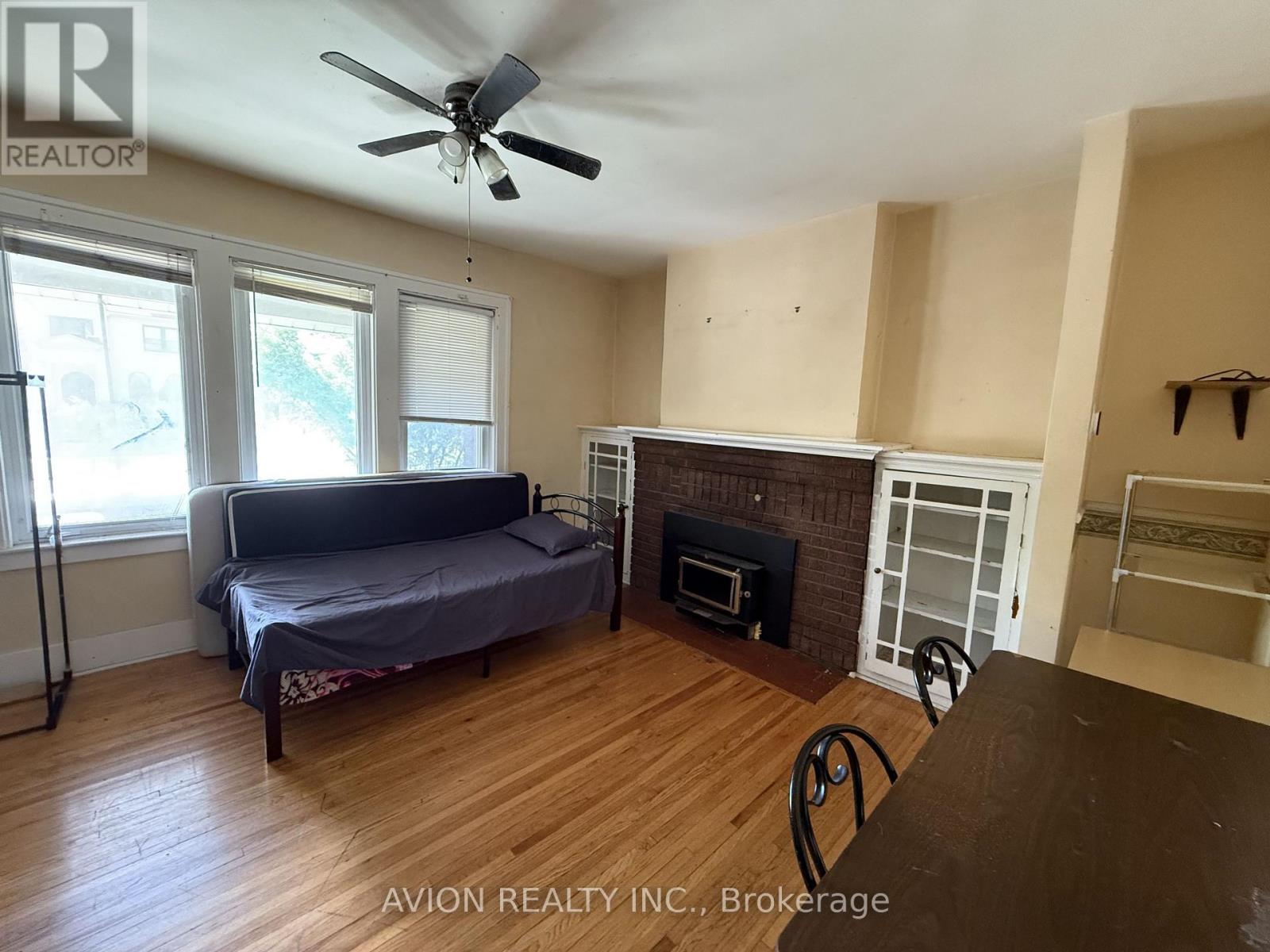 412 PARTINGTON AVENUE, Windsor — photo 4