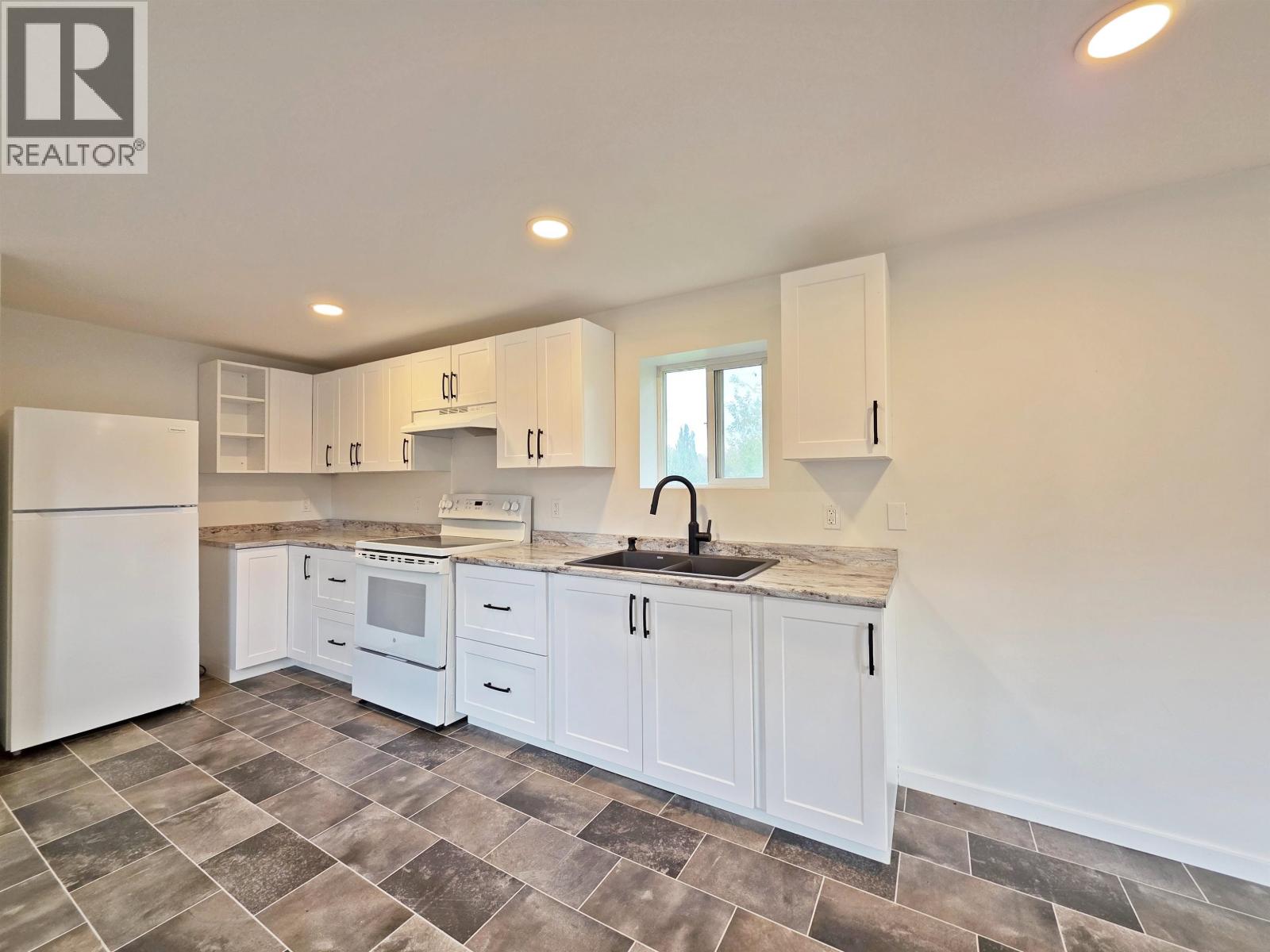 1916 BALSAM AVENUE, Quesnel