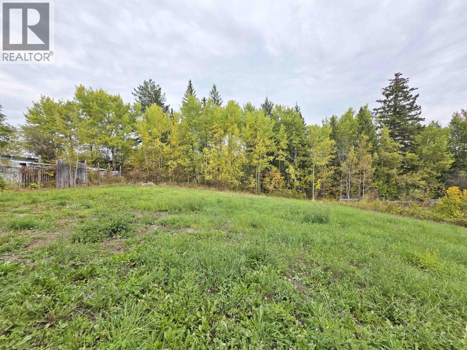 1916 BALSAM AVENUE - 22
