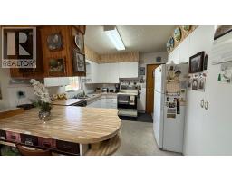 220 6 Avenue W, Hanna, AB T0J1P0 Photo 10