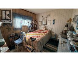 220 6 Avenue W, Hanna, AB T0J1P0 Photo 18