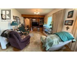 220 6 Avenue W, Hanna, AB T0J1P0 Photo 14