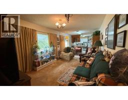 220 6 Avenue W, Hanna, AB T0J1P0 Photo 15