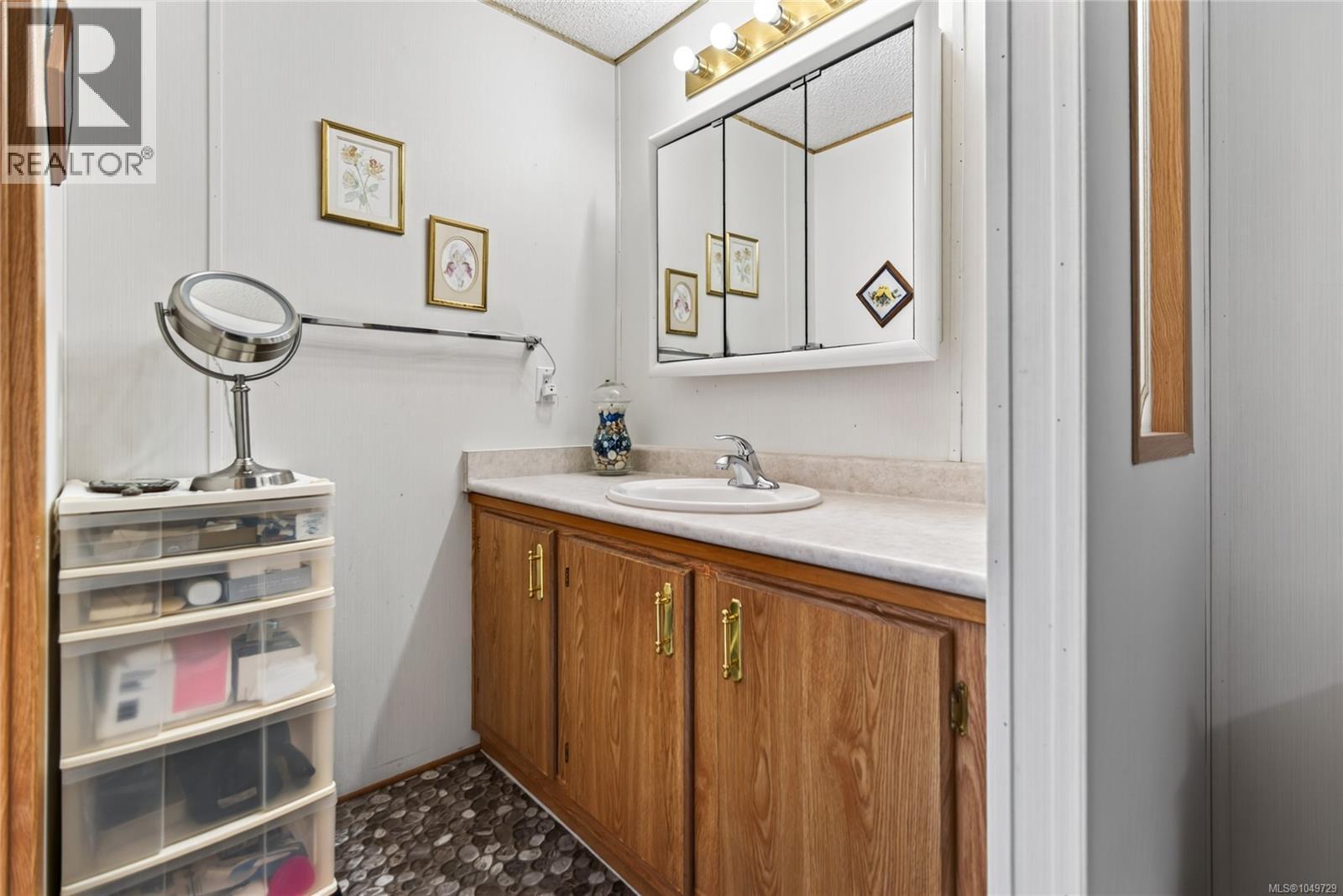 #19 2140 20th St - 31