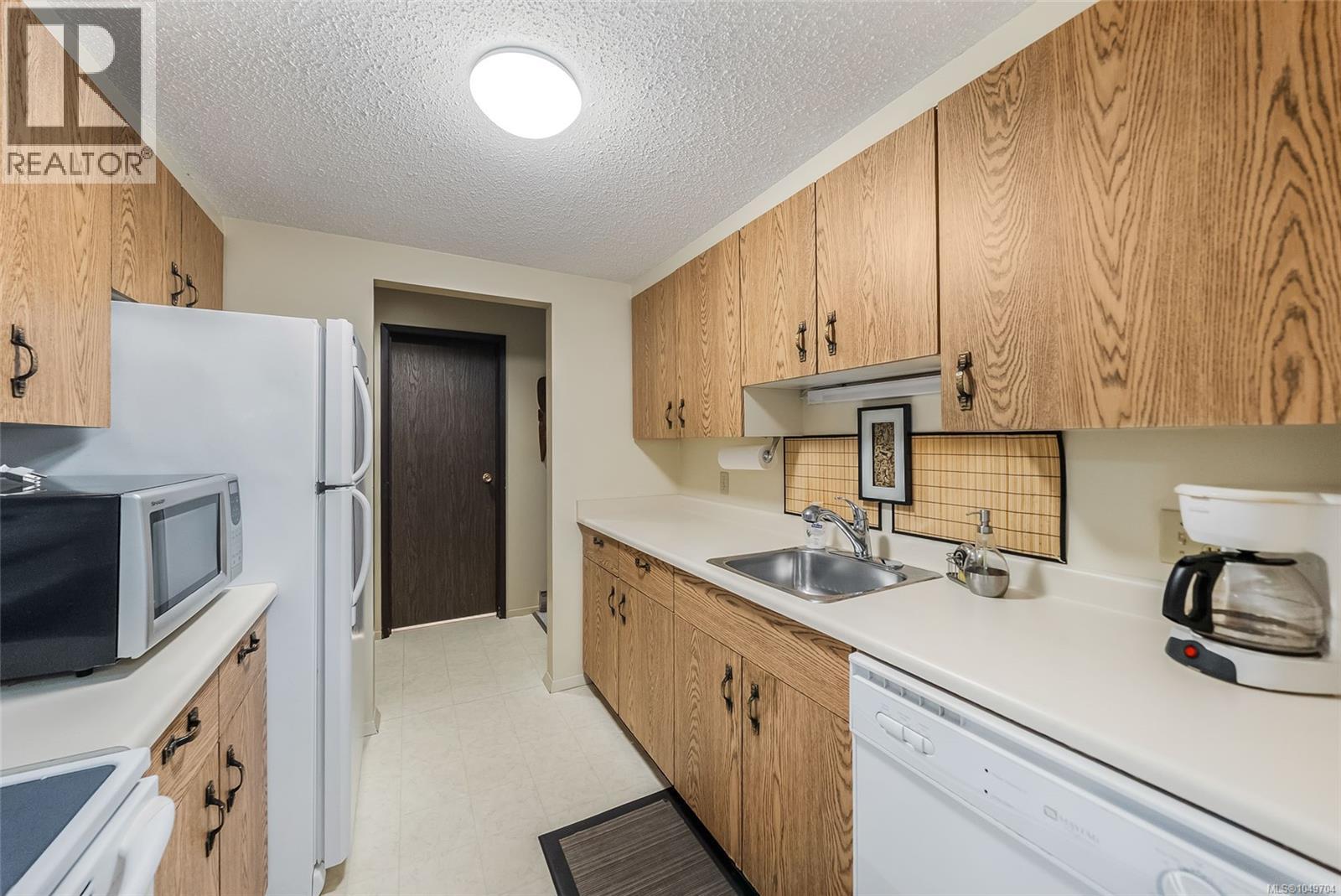 403 3555 Outrigger Rd, Nanoose Bay