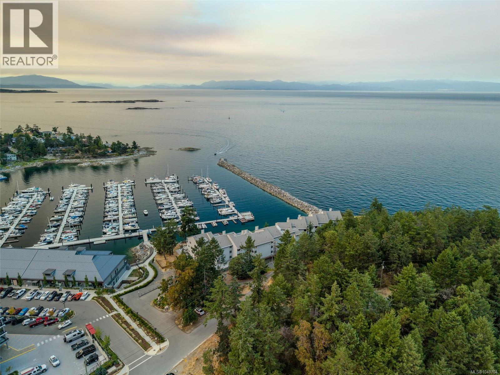 403 3555 Outrigger Rd, Nanoose Bay