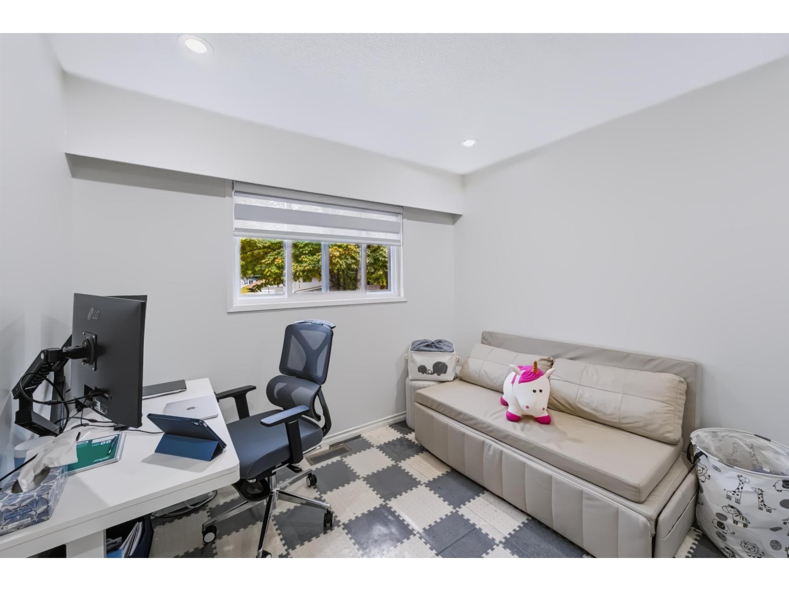 20046 37A AVENUE, Langley