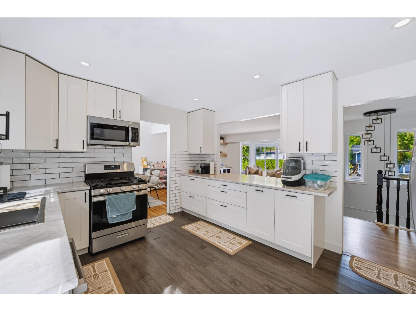 20046 37A AVENUE, Langley