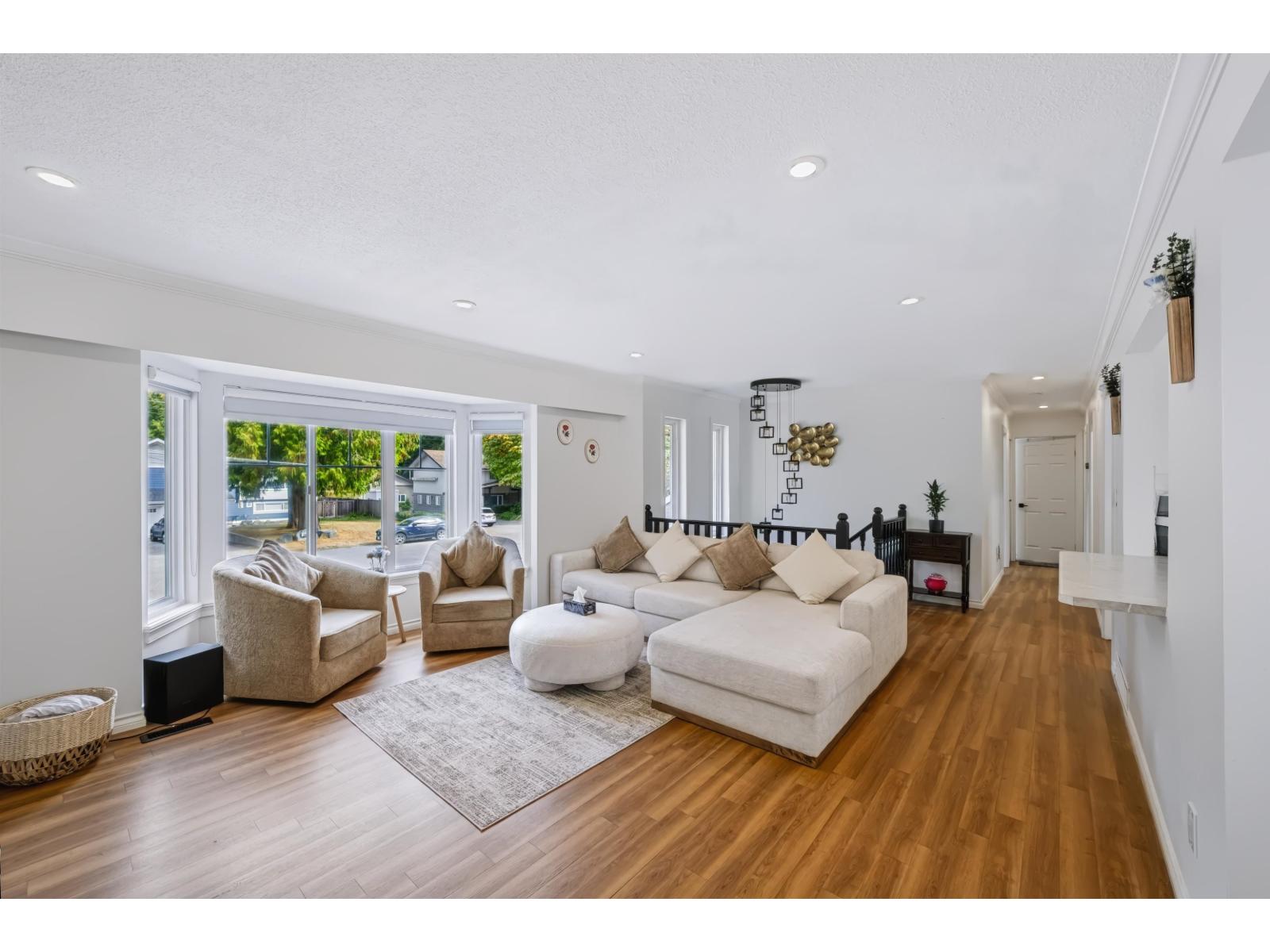 20046 37A AVENUE, Langley