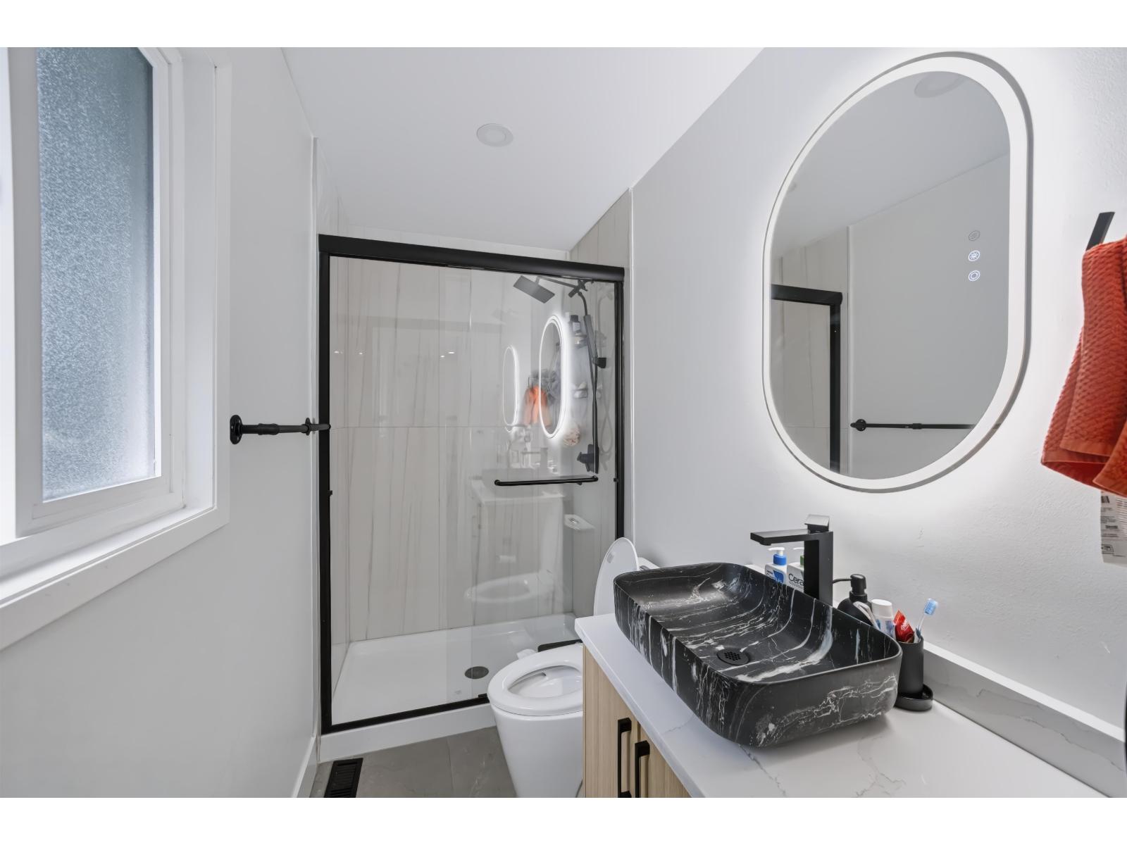 20046 37A AVENUE, Langley
