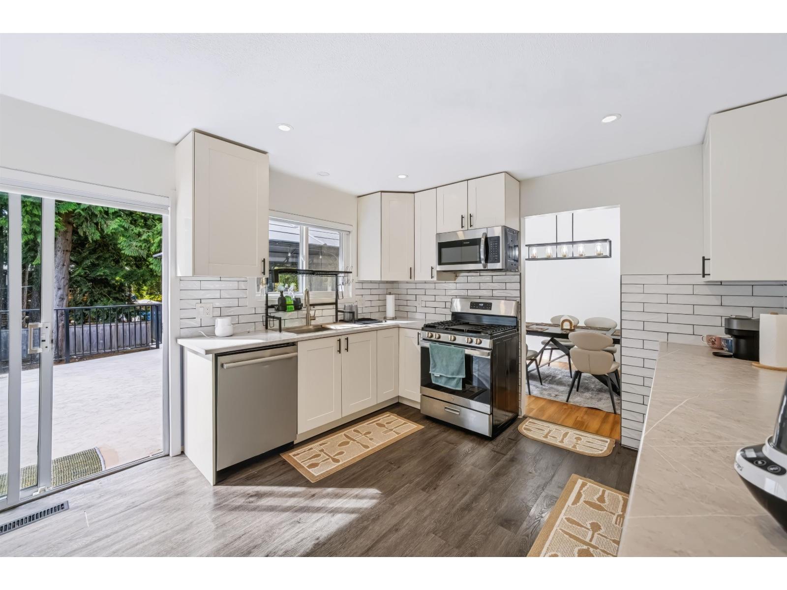 20046 37A AVENUE, Langley