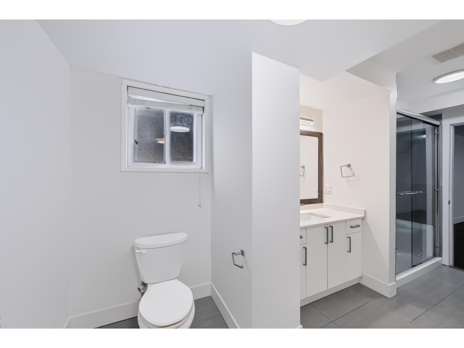 20046 37A AVENUE, Langley
