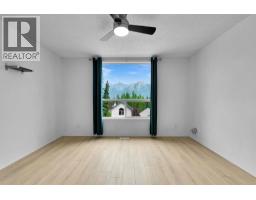 4pc Bathroom - 952 Wilson Way, Canmore, AB T1W2Z4 Photo 7